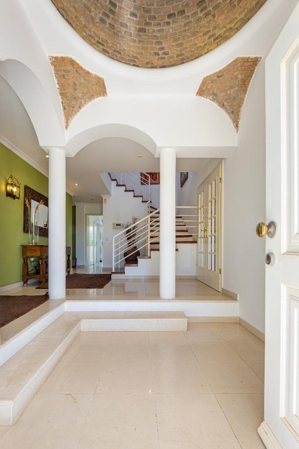 Villa Cecília *